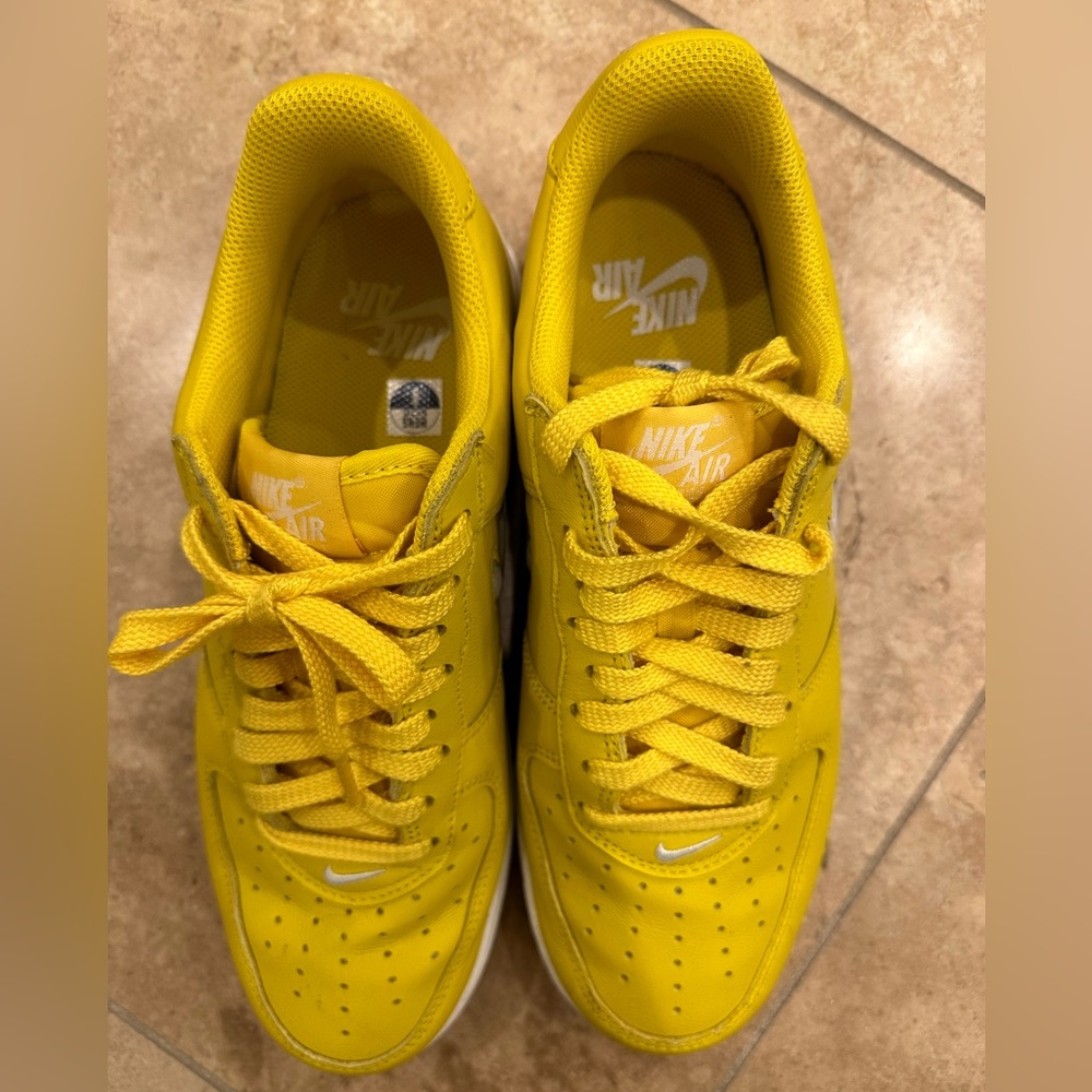 Nike unisex Air Force